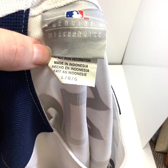 Sam LaPorta MLB Genuine Merchandise Cleveland Indians Jersey Baseball Mens Sz L - Picture 9 of 9